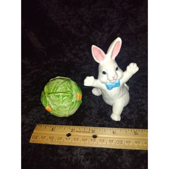 Vintage Easter Bunny Peter Rabbit and Head of Lettuce Salt and Pepper Shaker Set - Picture 1 of 8